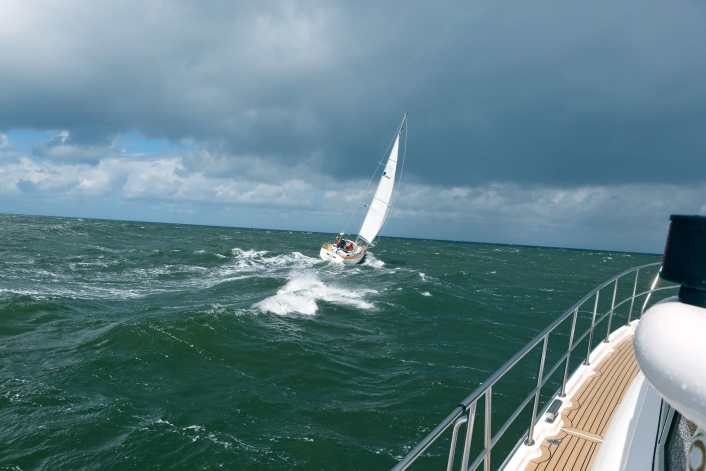 Boat swap at 8 Beaufort - two editors report
