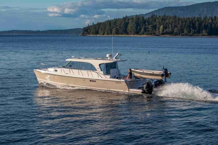 Aspen C110 mit asymmetrischem Rumpf und zwei Motoroptionen