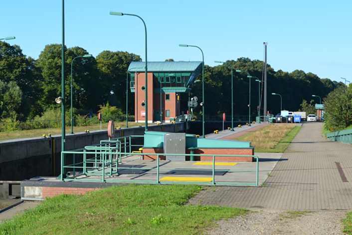 Lauenburg Lock – closed for three days for maintenance work