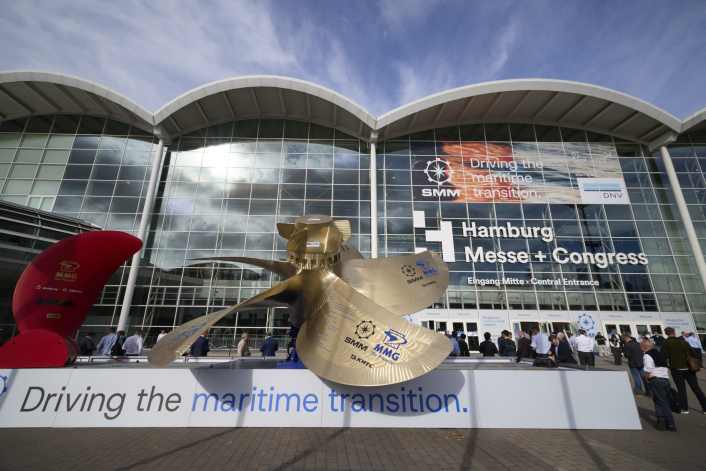 35-tonne propeller marks the start of the Hamburg Shipbuilding Fair