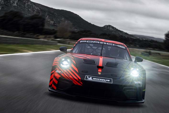 Porsche bringt 911 GT4 R für GT4-Rennsport