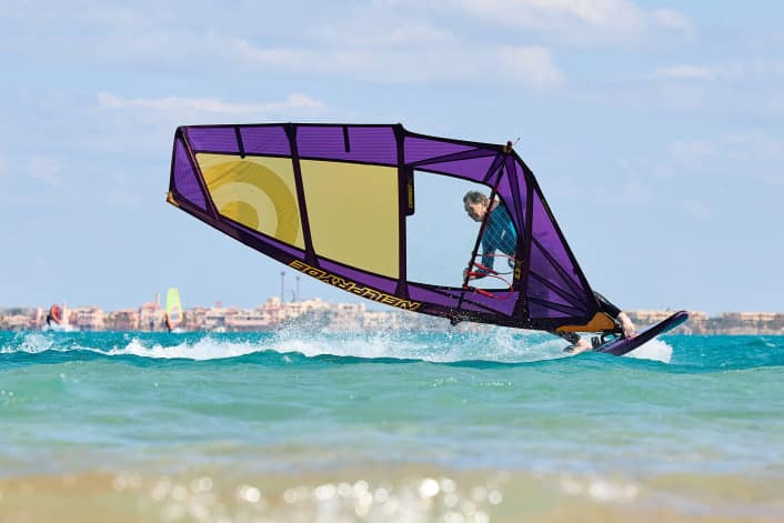 The Push Tack - stylish tack explained in detail