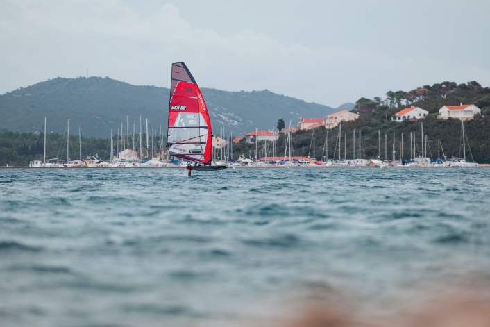 Dugi Otok - die besten Spots zum Windsurfen und Wingfoilen