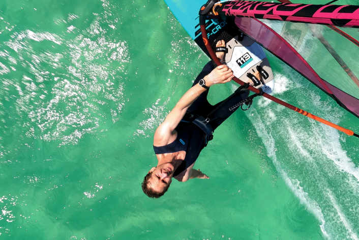 Boardshorts, Neo, Lycra und Co. - Surf-Kleidung für die wärmsten Tage