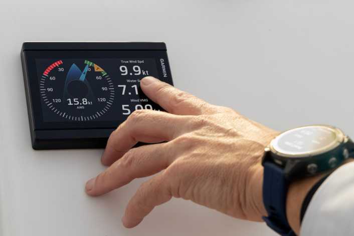 Garmin GMI 40 – nuovo strumento touch