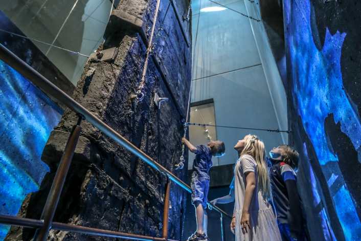 Hell on Christmas Eve – St George’s Shipwreck Museum