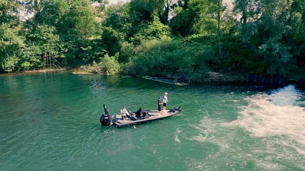 Boat fishing adventure with influencers Dustin Schöne and Felix Weckesser