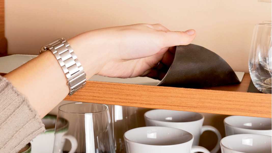Zwei Helfer für Pantry und Grill an Bord – Magnetsystem und Gas-Adapter