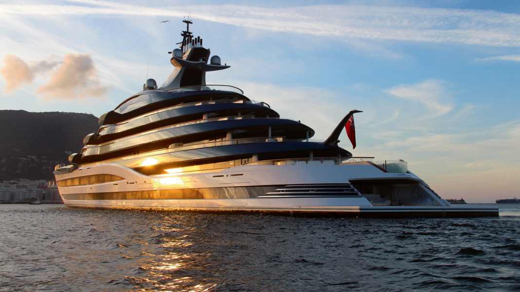 Die 200 größten Motoryachten der Welt