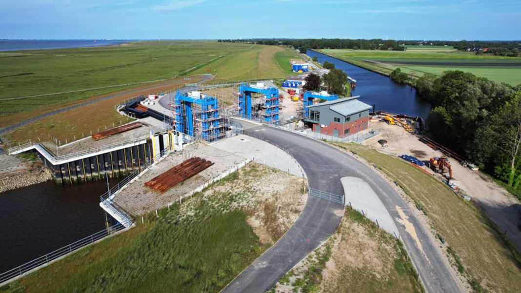 Hadelner Schleuse wird trockengelegt