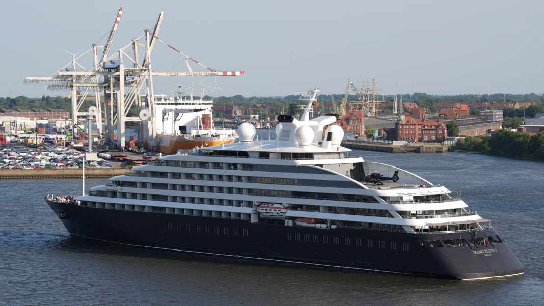 Expeditionsyacht “Scenic Eclipse II” macht Halt in Hamburg