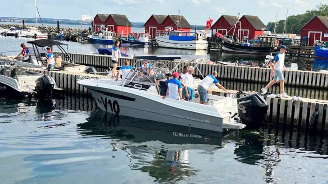 Zehn Boote auf der Ostsee testen