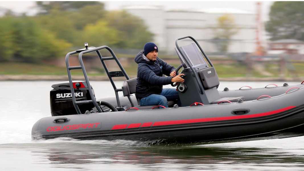 Kleines Schlauchboot mit viel Charakter