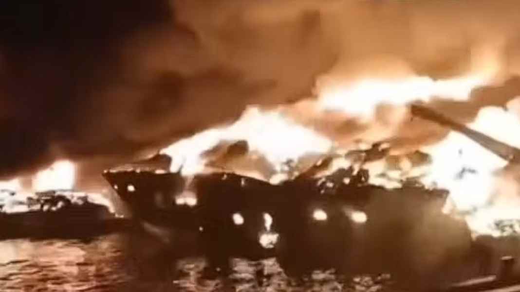 Feuerkatastrophe zerstört Luxusyachten in türkischer Marina