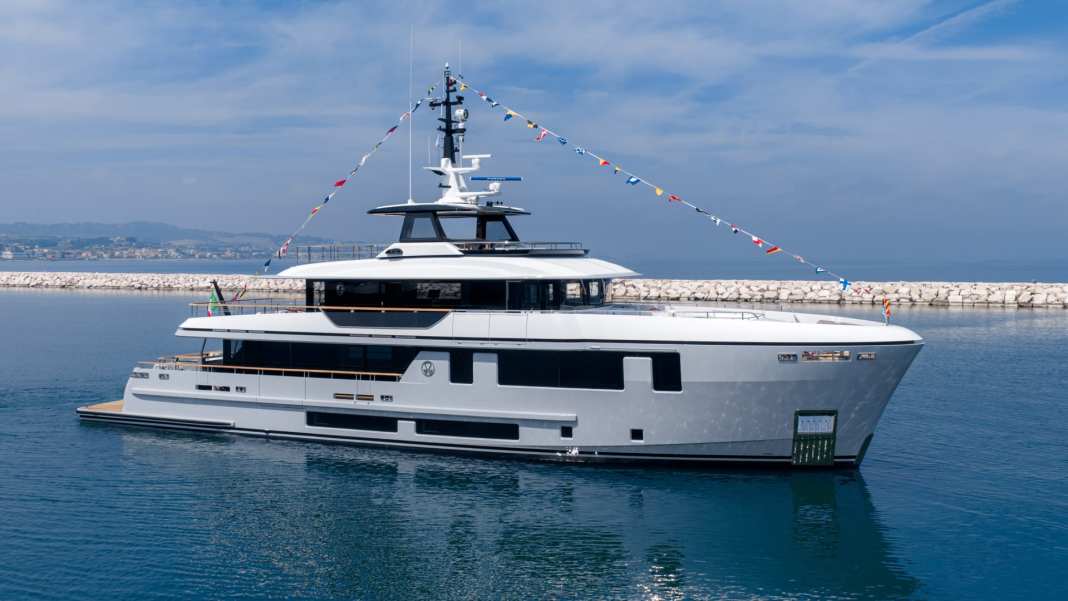 Cantiere delle Marche feiert Deep Blue 115