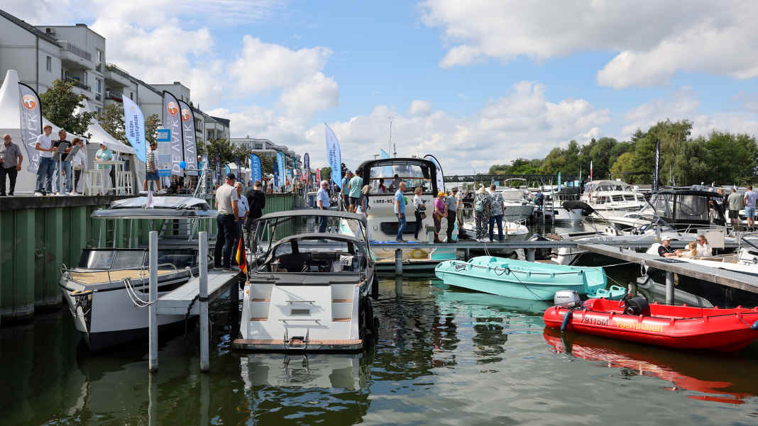 Über 150 Boote in Werder
