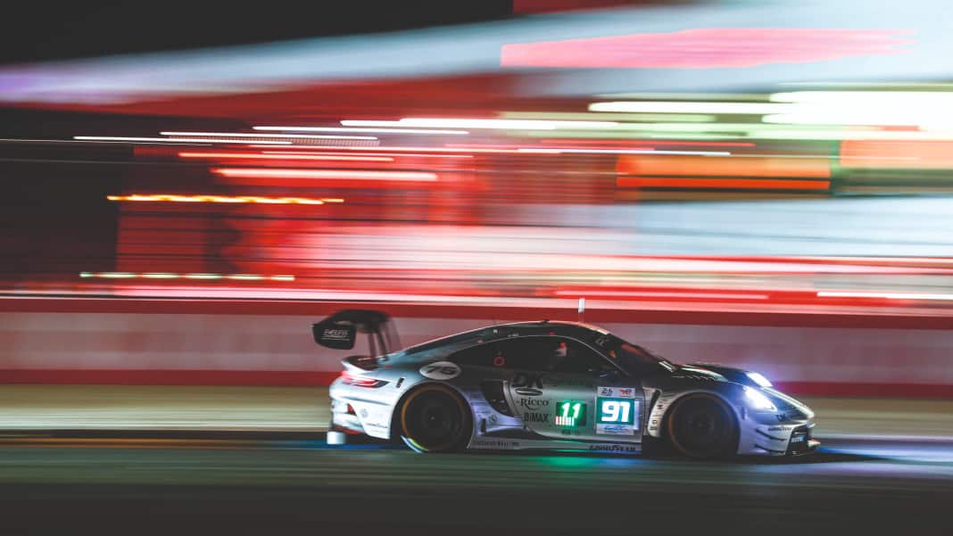 RENNSPORT IN FESSELN