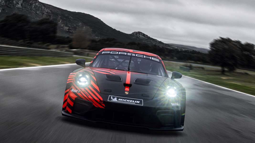 Porsche bringt 911 GT4 R für GT4-Rennsport