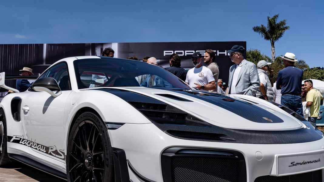 Porsche zeigt Flachbau RS und Handschaltung in Monterey