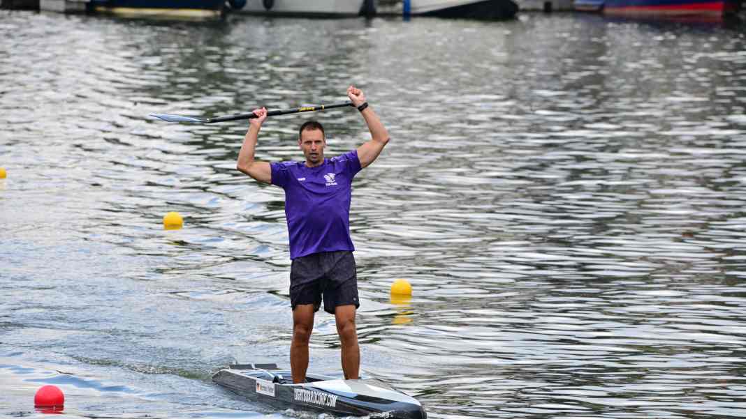 Normen Weber gewinnt SUP-Sprint, Damen starten am Sonntag