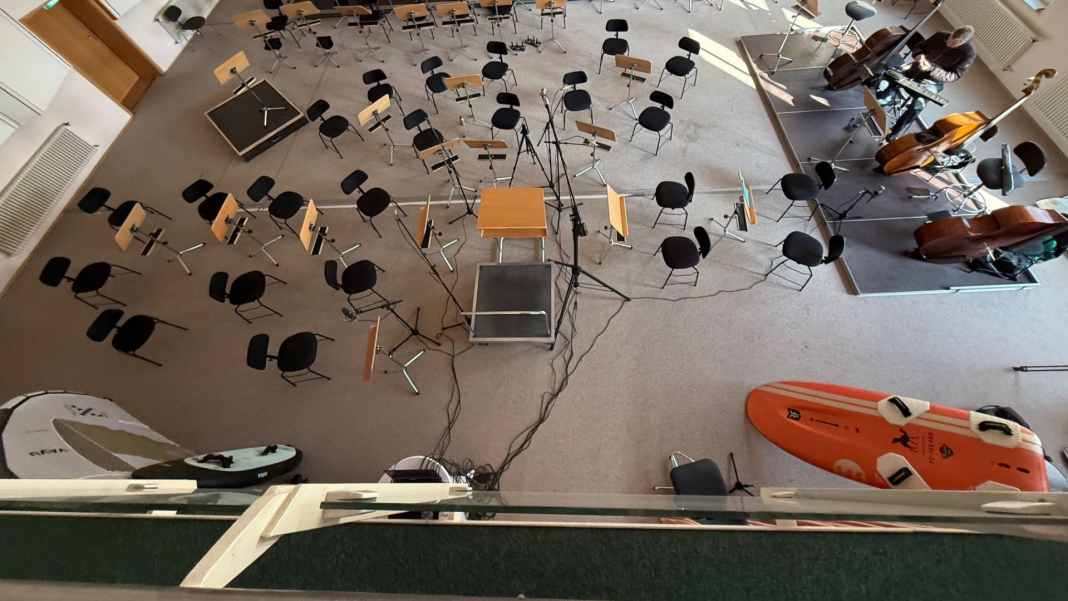 Three questions for Philipp Kümpel about his surf symphony