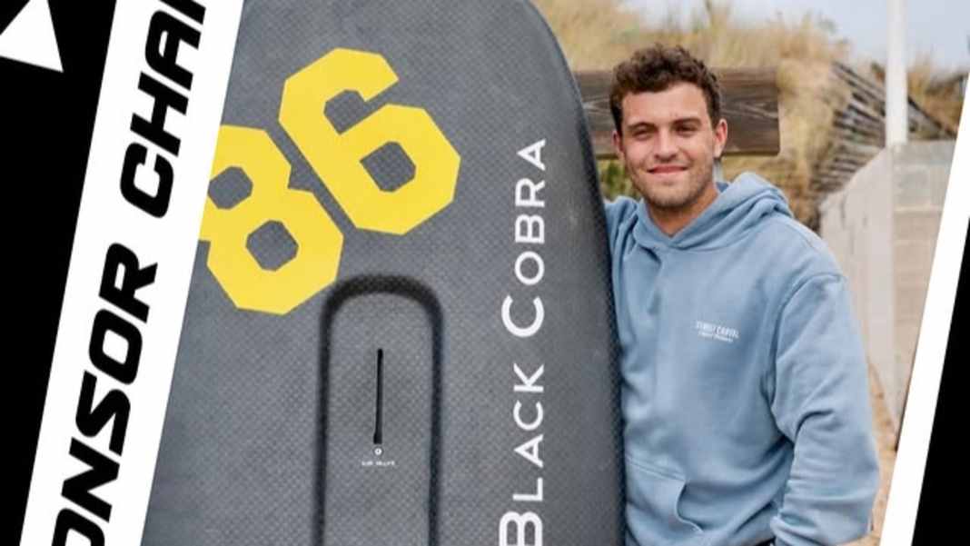 Cyril Evrard geht auf Boards von Black Cobra Foiling an den Start