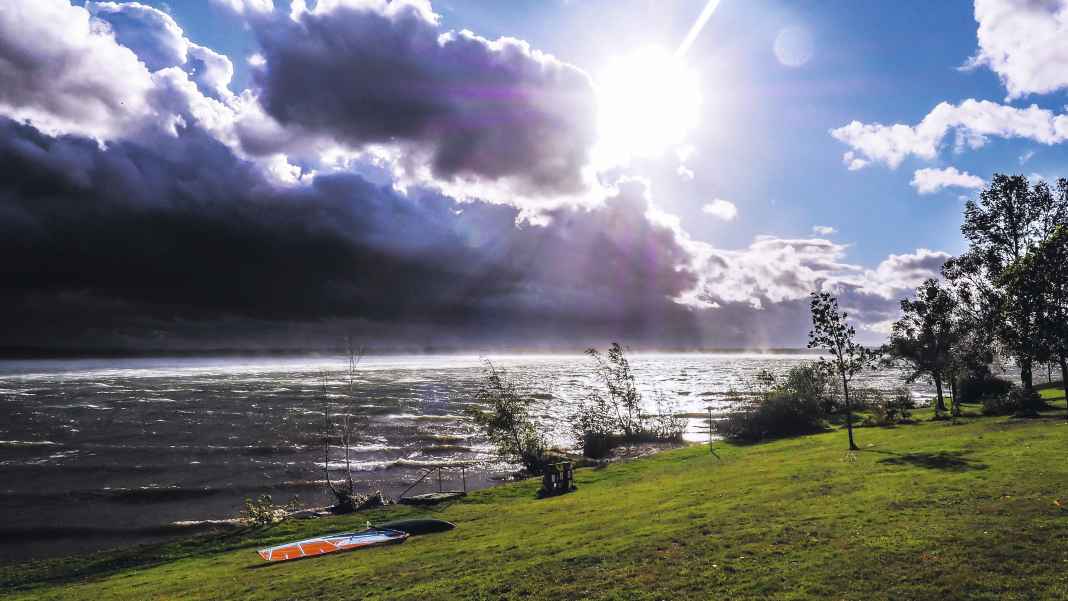 Wassersport-Paradies für Windsurfer, Winger und SUP