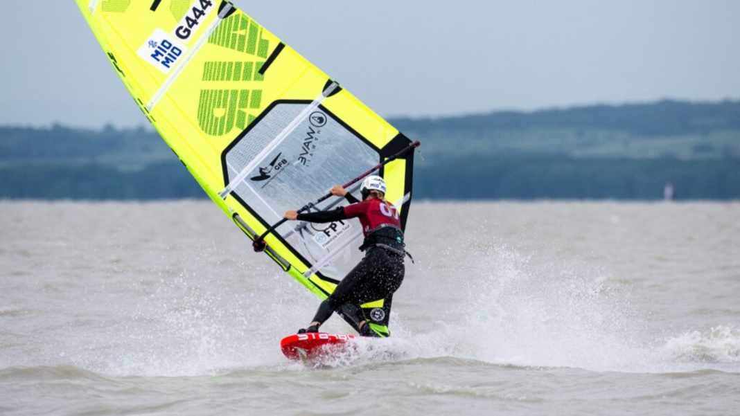Lisa Kloster dominiert Frauen-Finale in Podersdorf