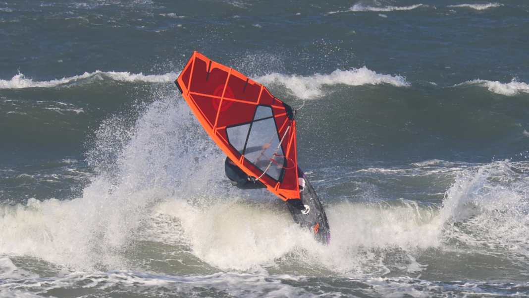 Goya Banzai Surf X Pro vs. Goya Banzai Surf Pro Carbon 5,0