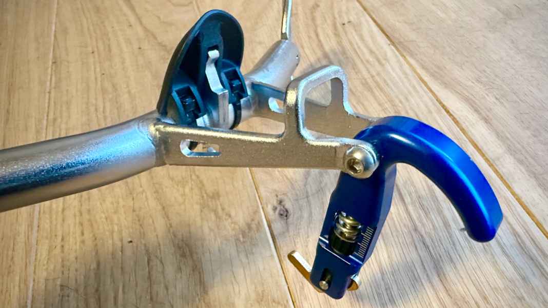 Löst beim Schleudersturz aus! Free Fall Trapezhaken von Patrik