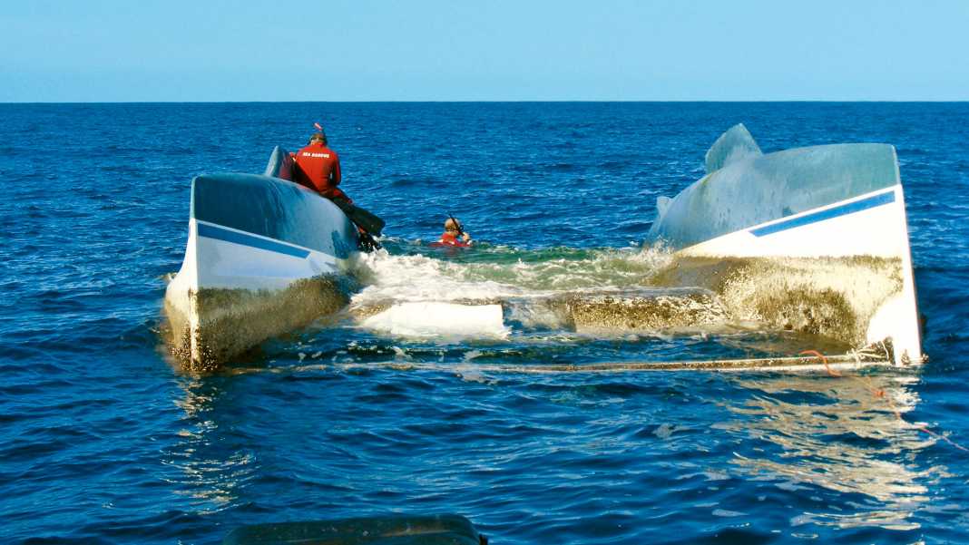 Wie schnell können Fahrtenkatamarane kentern?