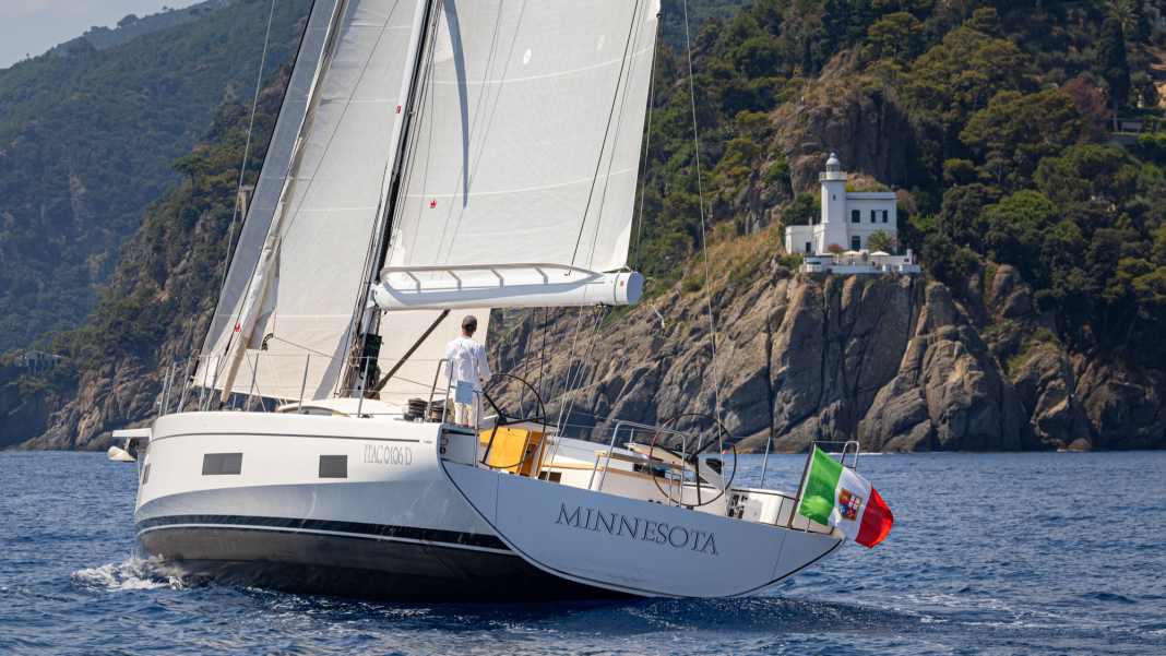 A bespoke carbon cruiser from Maxi Dolphin