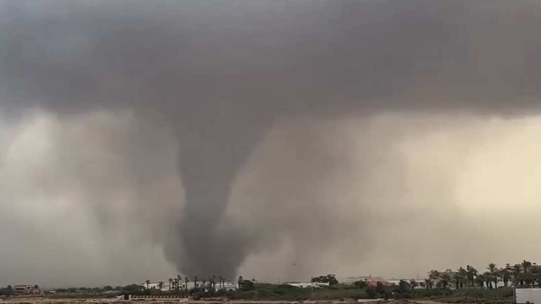 Tornado-Doppel trifft auf Sizilien