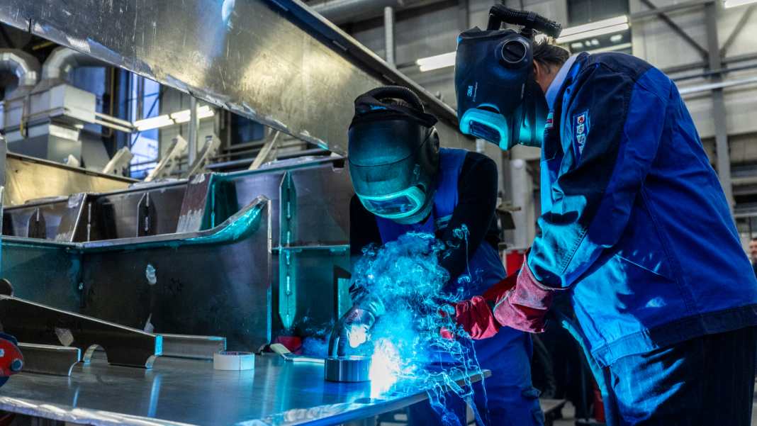 Nautor Swan startet mit der Alloy 44