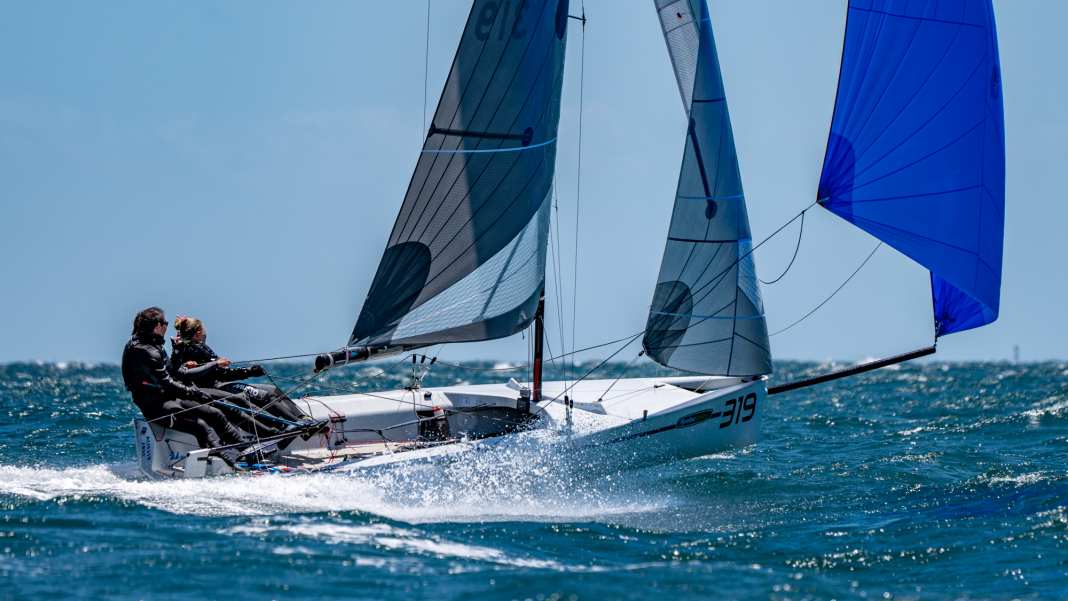 High-speed keel dinghy now with international status