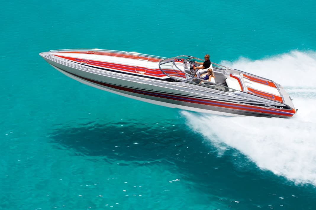 Thunderbird Formula 382 Fas3tech - Formula 382 Fas3tech with up to 1450 hp