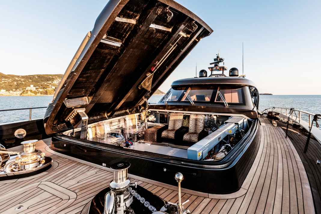 Transformer-Yacht für Modeschöpfer Roberto Cavalli