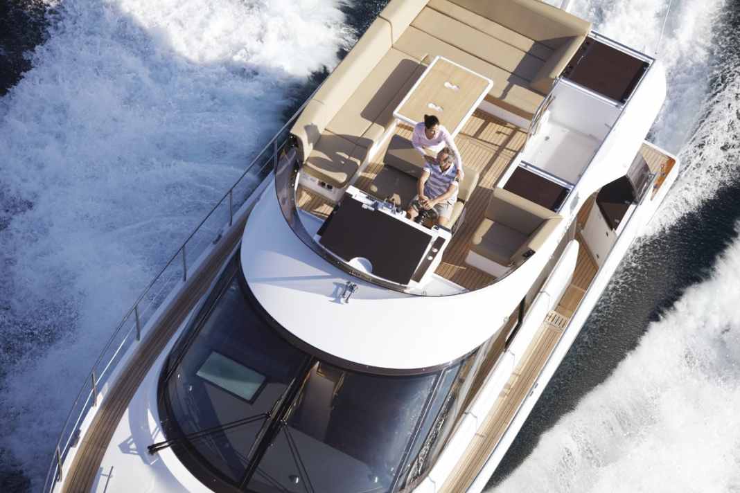 Sealine F42