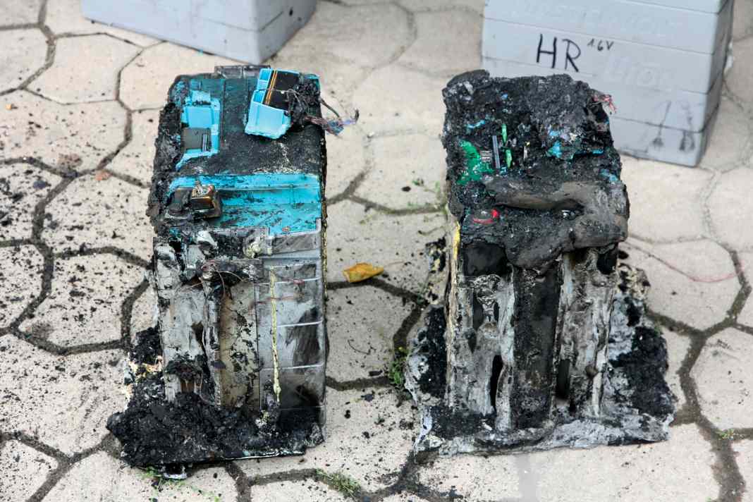 Sicherheitsrisiko? Lithium-Akkus vs. Eisenphosphat-Systeme