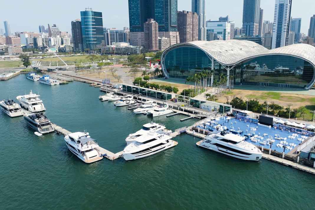 Horizon Yachts produziert in Rekordgeschwindigkeit 100-Fußer