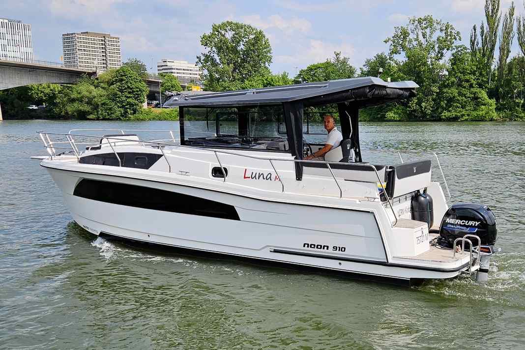 So rüsten Sie Ihr Boot mit E-Motor und Verbrenner aus