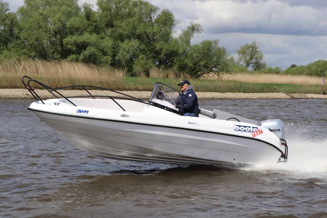 Mit einem Klick - OceanBay MM- 560 Open