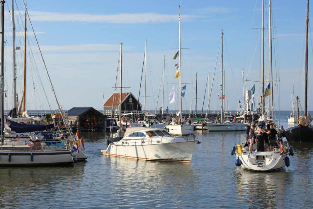 Once around the IJsselmeer - Friesland and the east coast