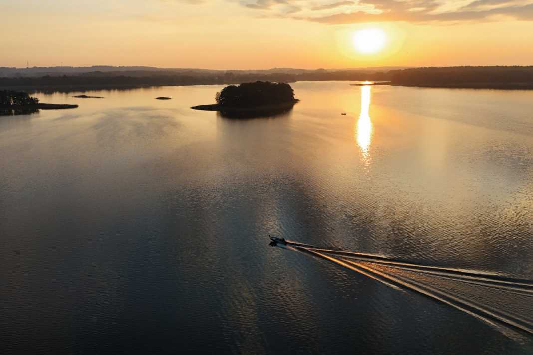 Beautiful North - the Upperland Canal