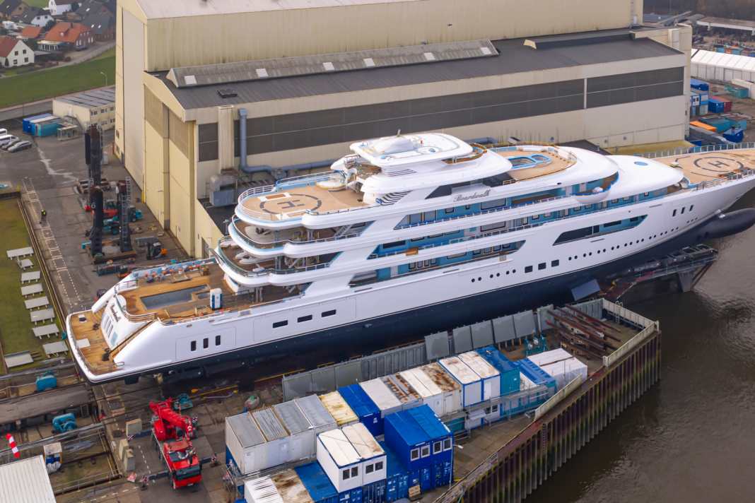 Abslippen XXL – 117 Meter langer Neo-Klassiker von Lürssen