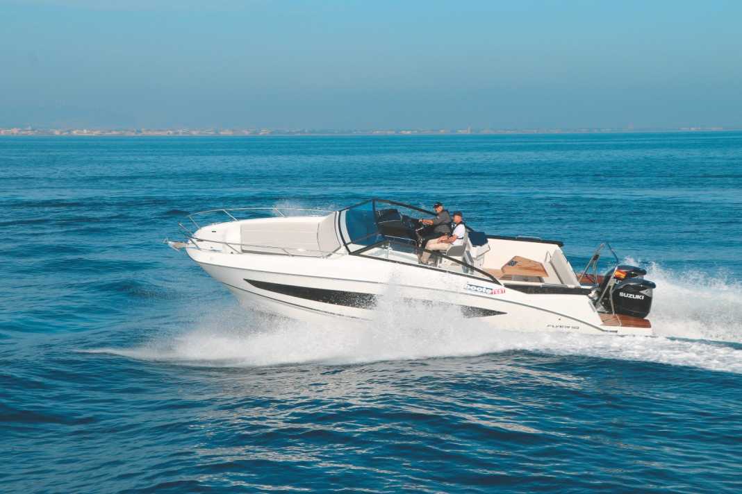 Beneteau Flyer 10 - Auf los geht's los