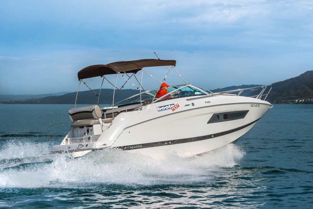 Four Winns Vista 255 - Cruisen leicht gemacht