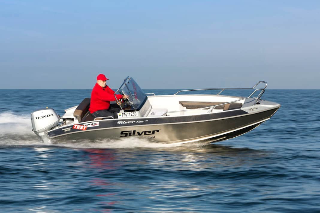 Silver Fox Avant 485