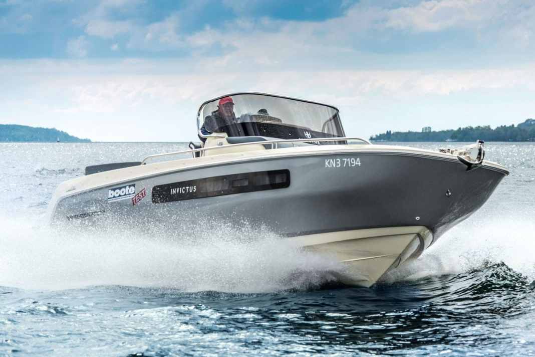 Invictus 250 CX - Timeless beauty