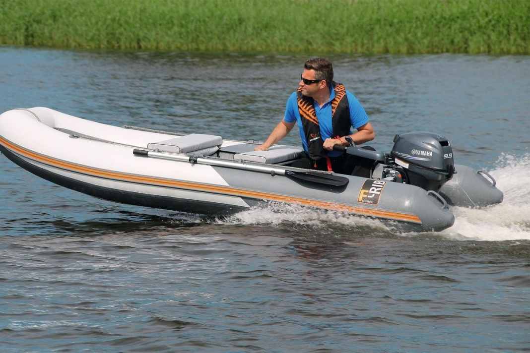 Foldable inflatable boat - RIB for travelling luggage